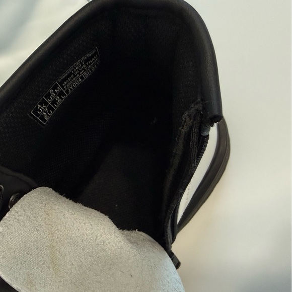 Dr. Martens 1460Y Combat Boots Women Size 6 Zipper Up Leather Bouncing Sole - Picture 12 of 14